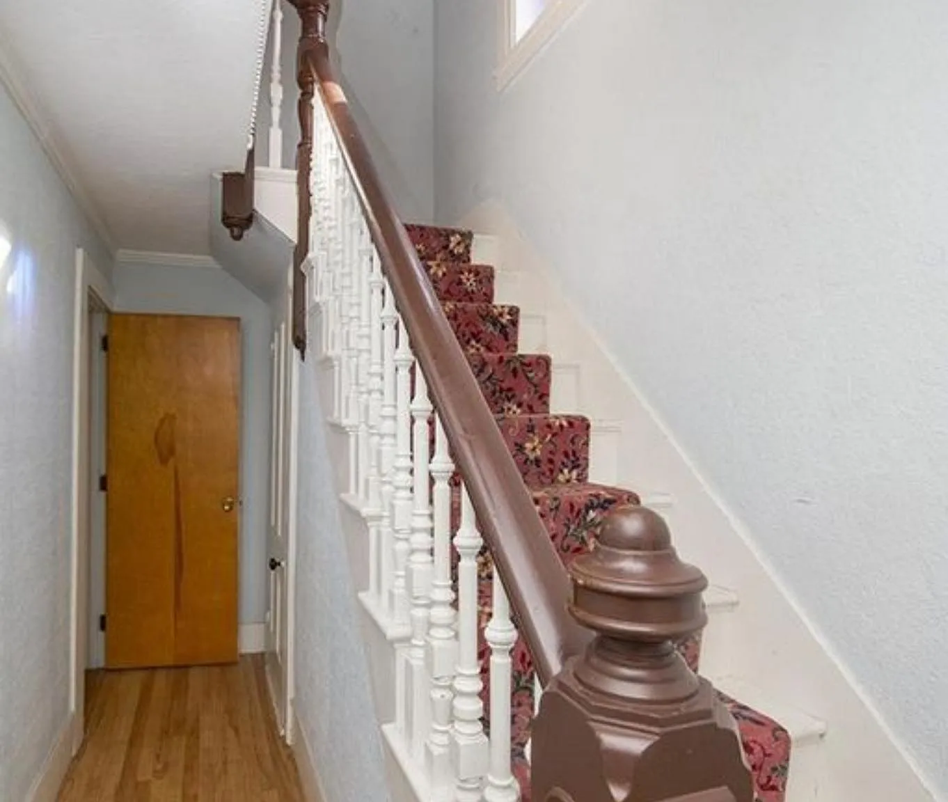 2 bed, 1055 sqft, $2,300 — Photo 3