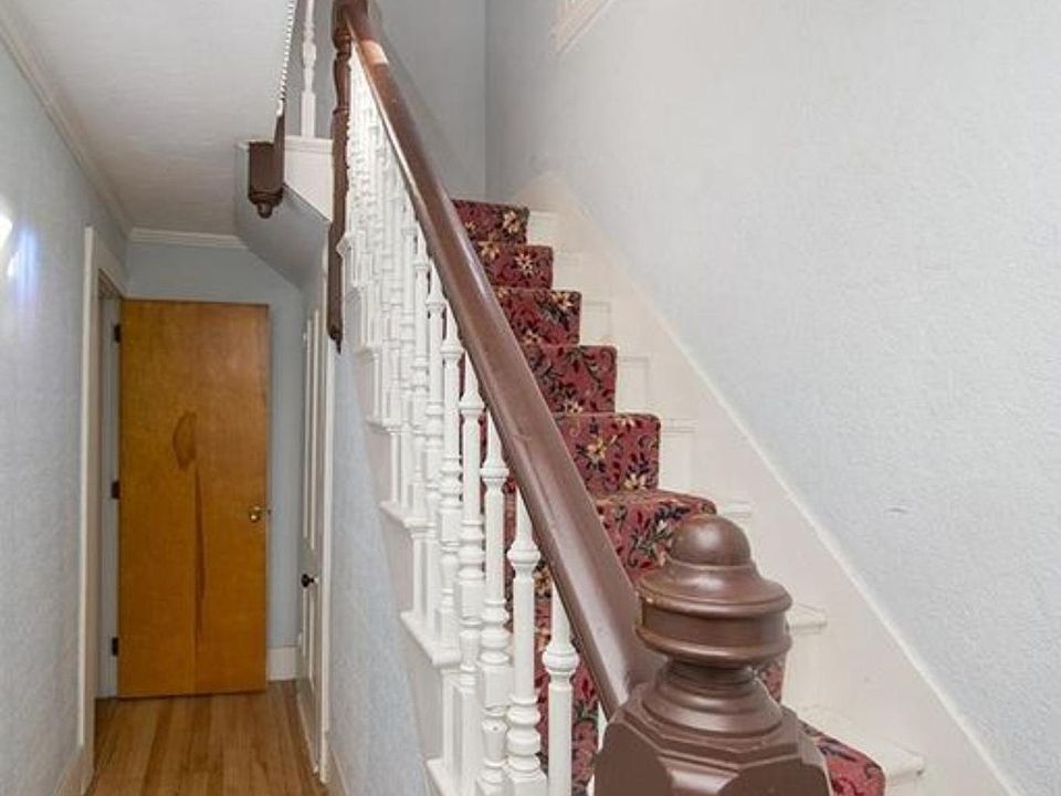 Private entrance with stained glass window