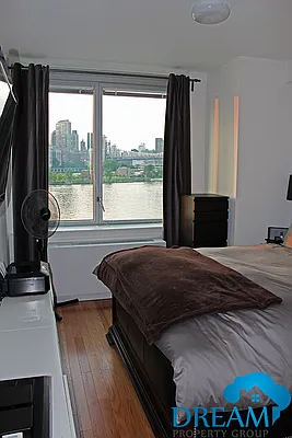 Rented by Dream Property Group LLC | media 2