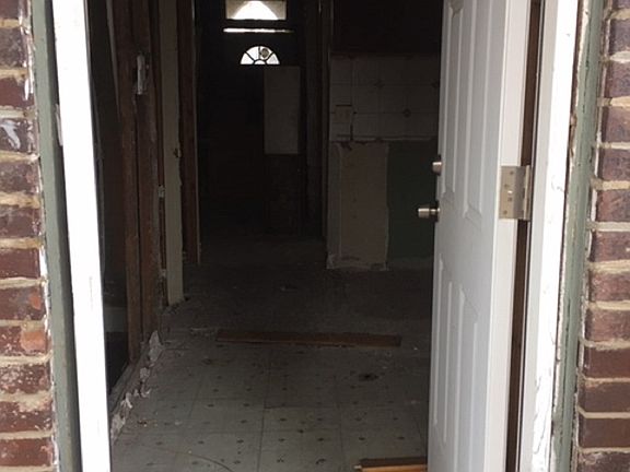 2nd image of 1073 Tower Grove Ave