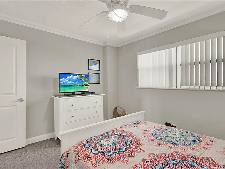 9490 S Ocean Dr #410 — Photo 29