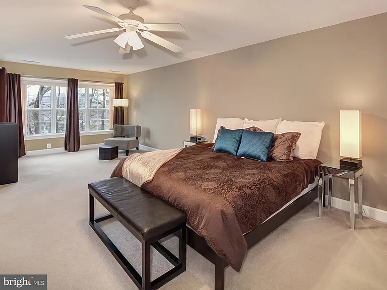 2958 Thompson Park Ln — Photo 18