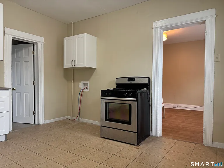 629 Colorado Ave — Photo 12