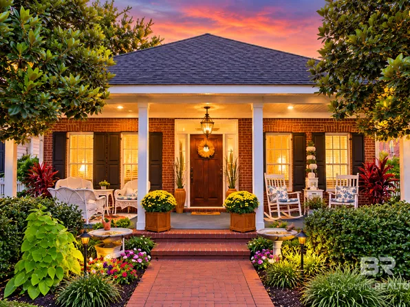 10152 Papas St, Daphne, AL 36526