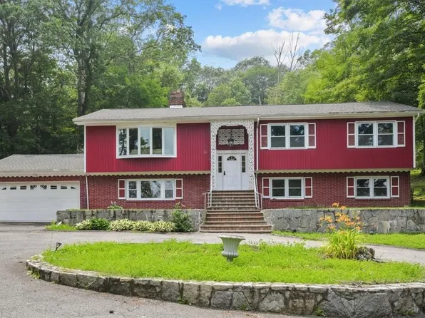 123 Richardsville Road, Carmel, NY 10512