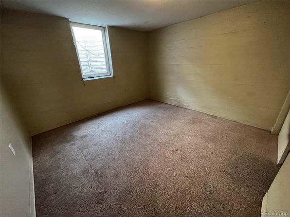 denver-colorado-444262140 picture