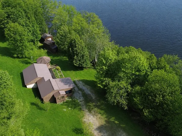 576 Hayward Road, Derby, VT 05829