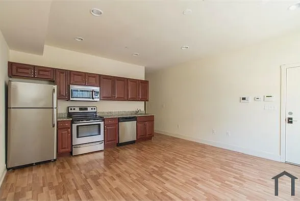 1505 W Master St #2