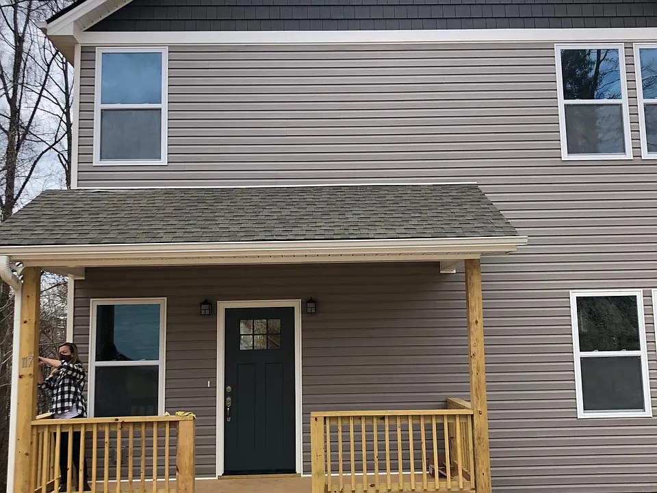 117 Burton St