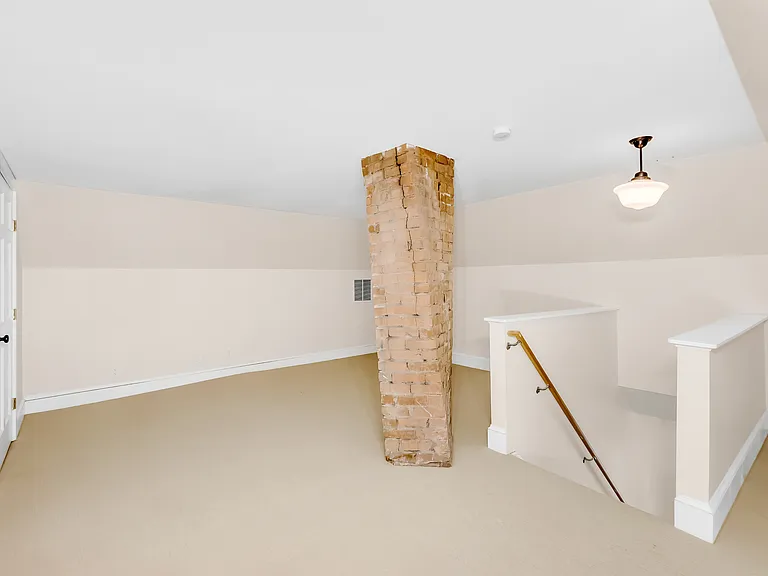 4302 Colfax Ave S — Photo 17