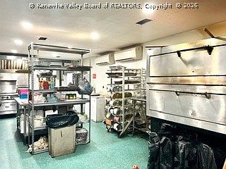5th image of 36 New Haven Rd