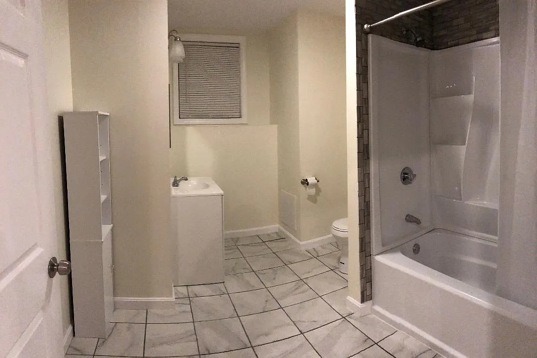 390 Academy Ave — Photo 4