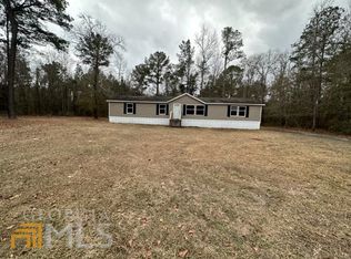 1143 Lawrence Church Rd, Pembroke, GA 31321