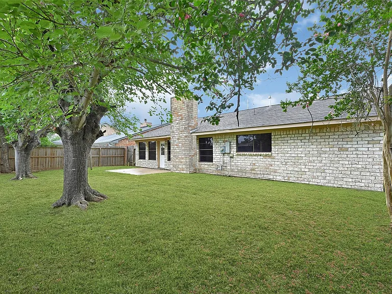2730 Mesquite Dr — Photo 19