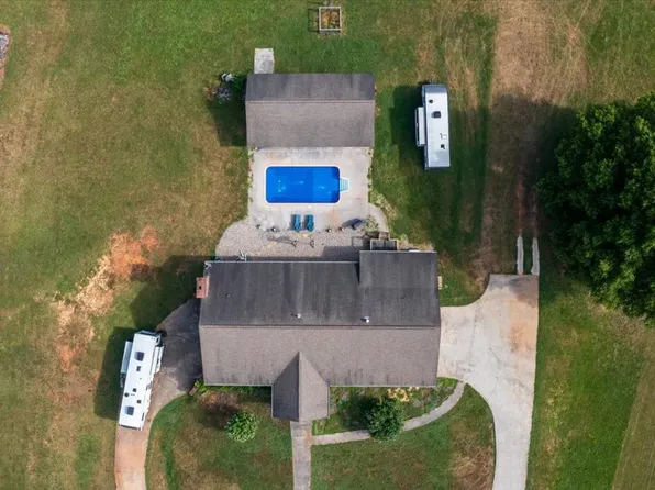 190 Old Rome Rd, Aragon, GA 30104