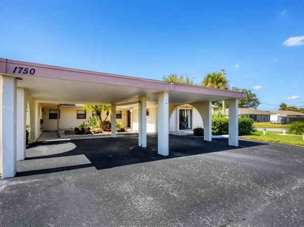 1750 Lake Pl APT B, Venice, FL 34293