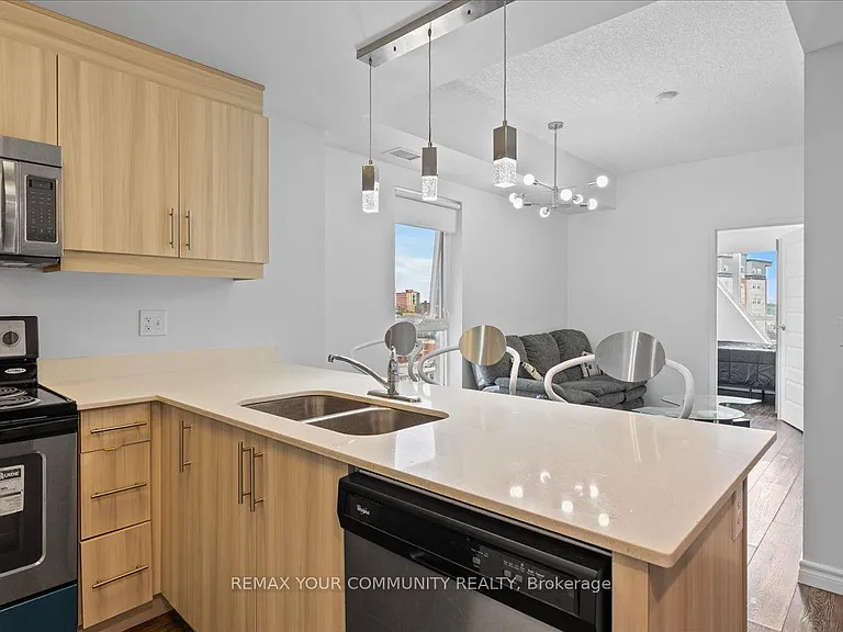 158 King St N #1105 — Photo 8