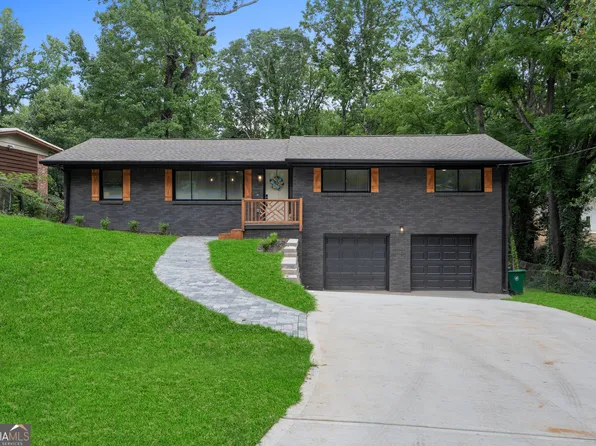 3944 W Hilda Cir, Decatur, GA 30035