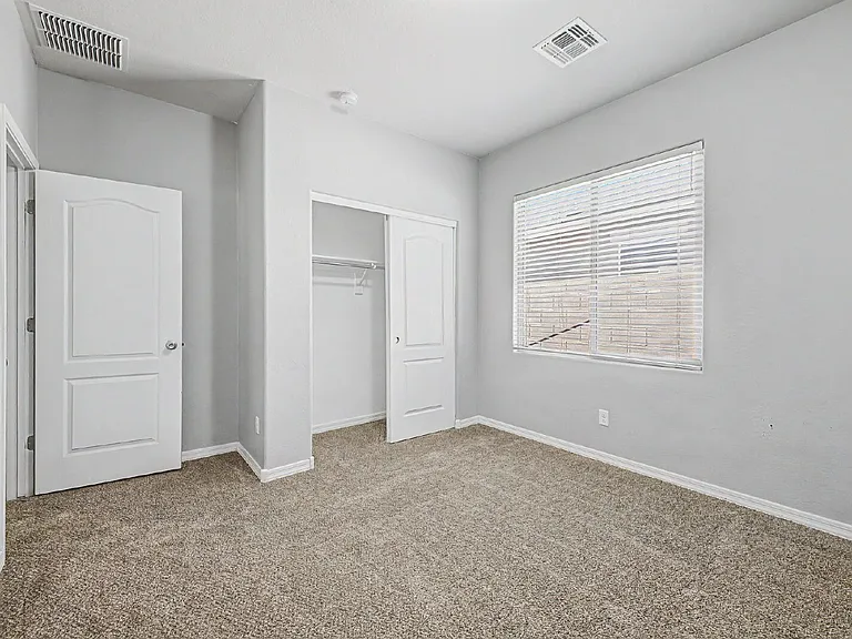 41177 W Lucera Ln — Photo 20
