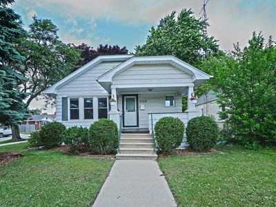 2726 75th STREET, Kenosha, WI, 53143