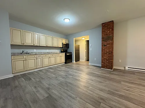219 Howe Ave #1BL Photo 1