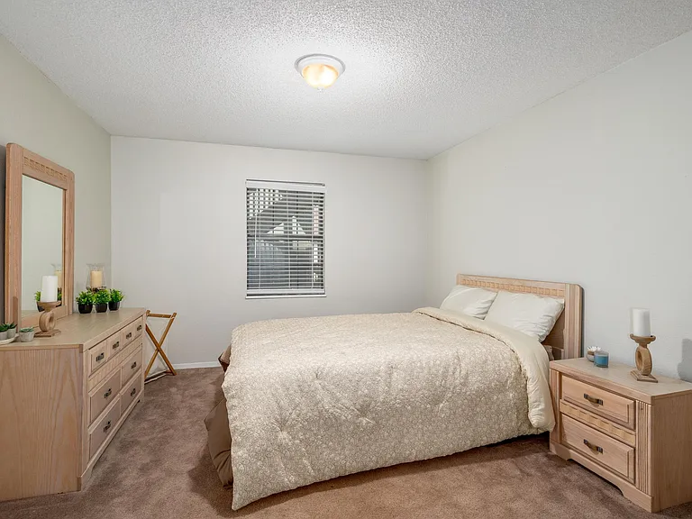 Fresh Bedroom Carpeting