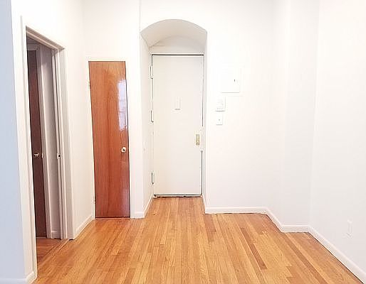 3rd image of 248 W 105th St #2NH
