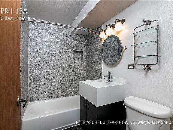 4th image of 1302 Columbine St APT 101