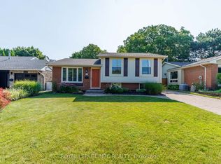 12 Willcher Dr, Saint Catharines, ON L2M7C8