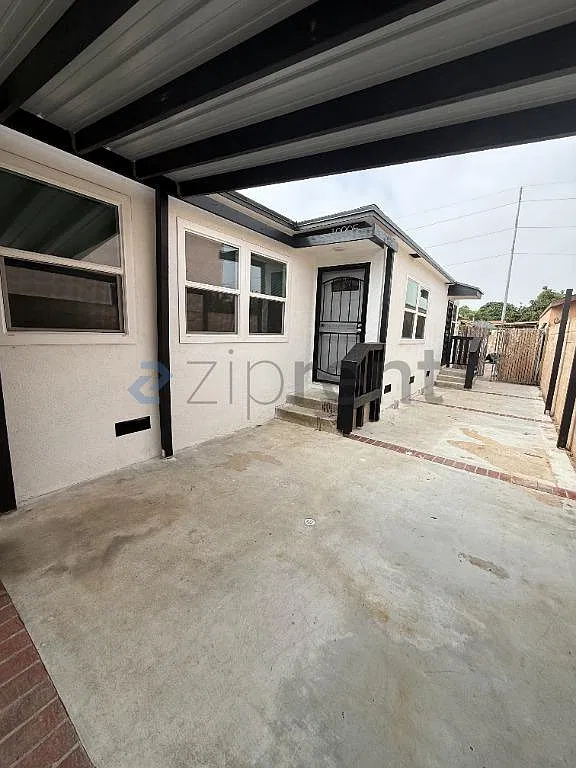 1 bed, 700 sqft, $2,275 — Photo 1