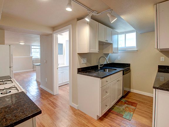 2nd image of 985 Pleasant St #4092694