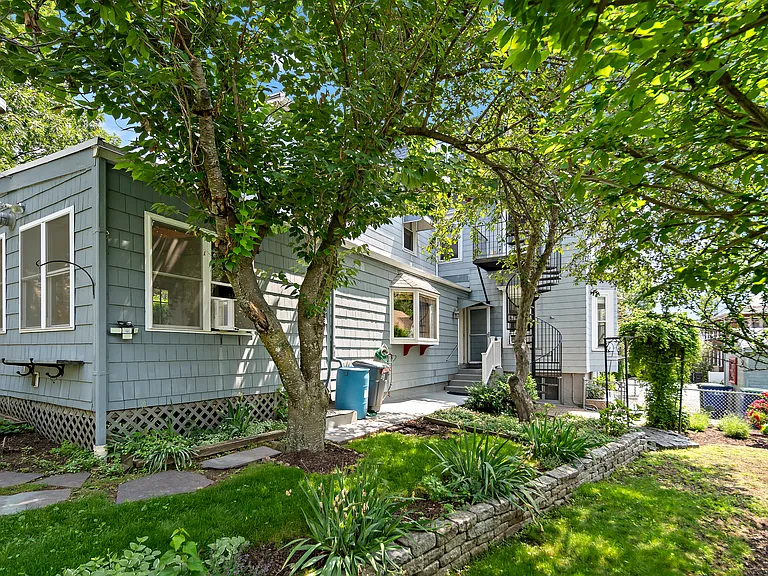 38 Spring St #2-R — Photo 15