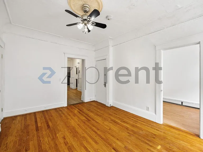 34 Cunard St #3 — Photo 5
