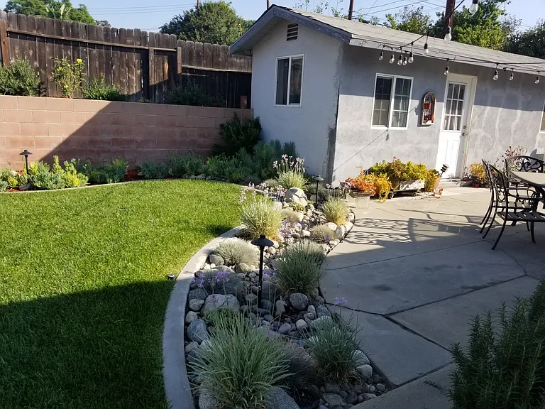 1339 Douglass Dr — Photo 2
