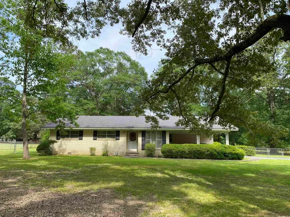 3205 Kay Don Rd, Pine Bluff, AR 71603