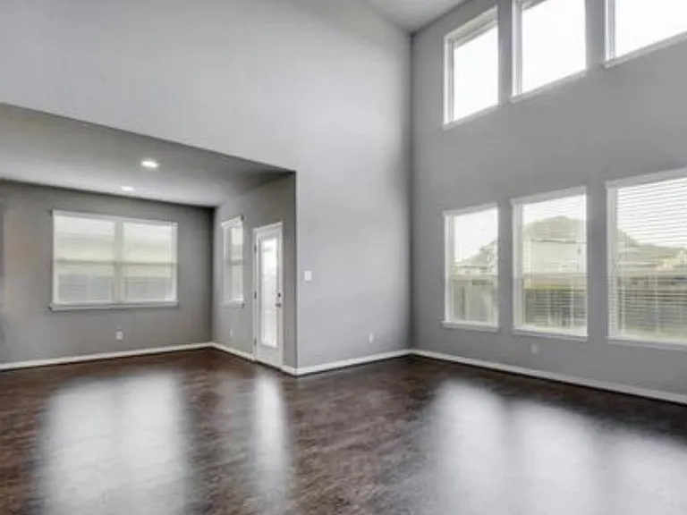 8221 Lovela Bnd — Photo 8