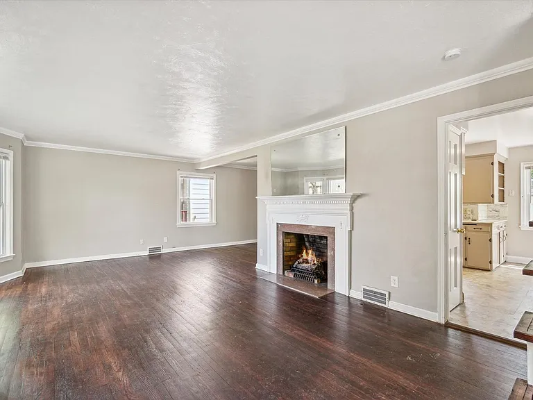 4016 Bayard Rd — Photo 4