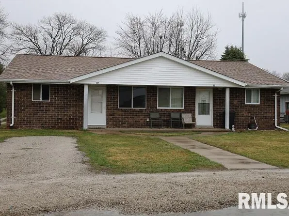 309-311 E Walnut St, Metamora, IL 61548