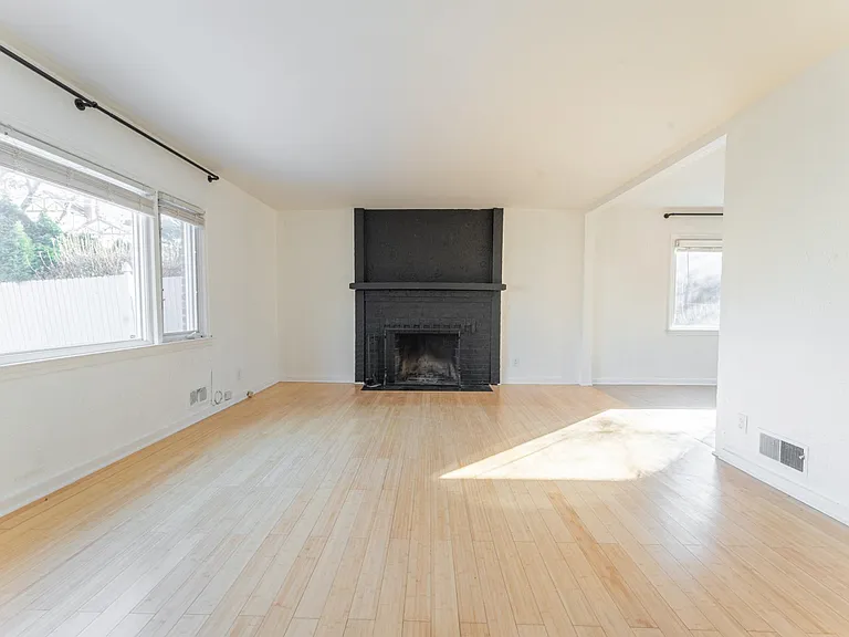 516 North St — Photo 8
