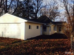 2726 Manitou Park Dr, Rochester, IN 46975