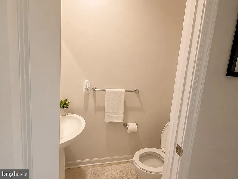 9827 Posterity Ln — Photo 8