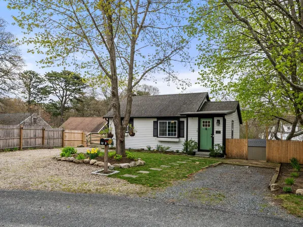 18 Race Road, West Yarmouth, MA 02673