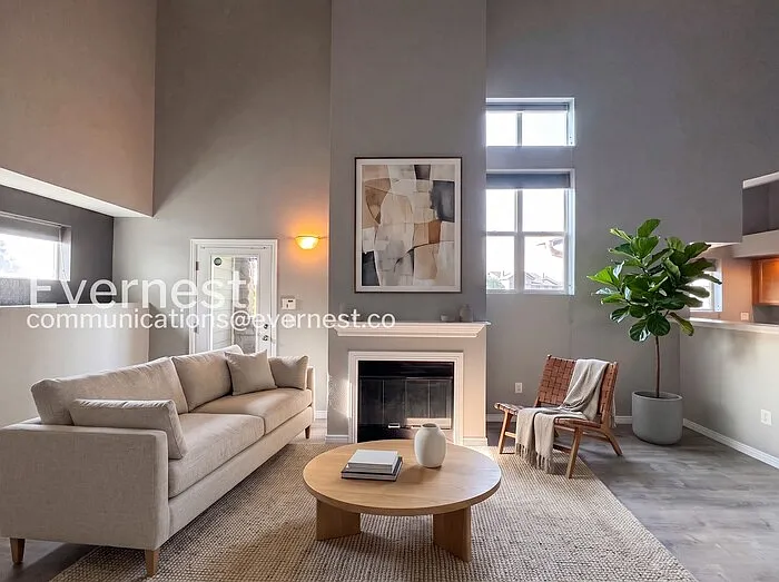 2 bed, 2.0 bath, 988 sqft, $2,000 — Photo 2