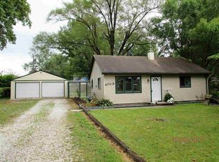 4703 W Cedar Crest Cir, Fort Wayne, IN 46809