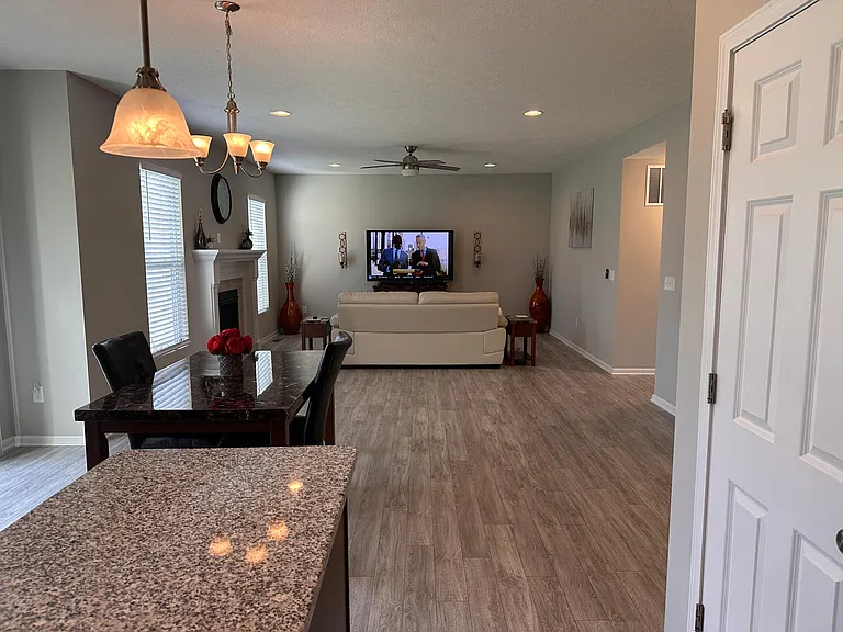 6721 Lady Abigail Dr — Photo 15