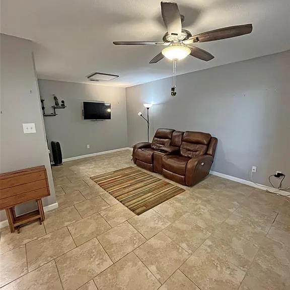 1705 Crossing Pl #131 — Photo 3