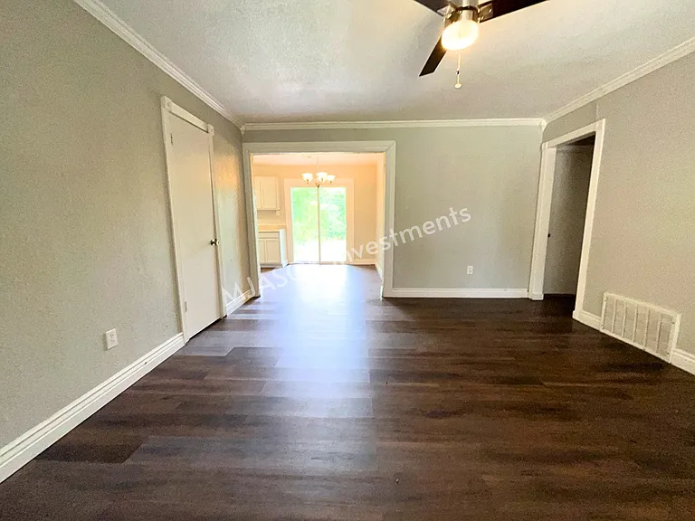 2709 NW Hilltop Dr — Photo 4