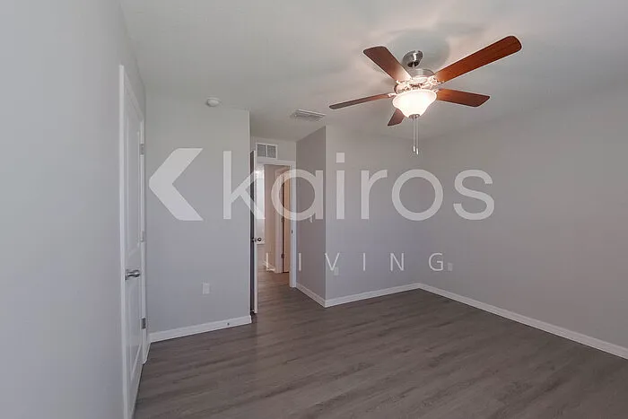 8675 SW 43rd Ter — Photo 15