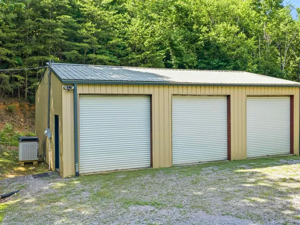 4202A Gault Ave S, Fort Payne, AL 35967