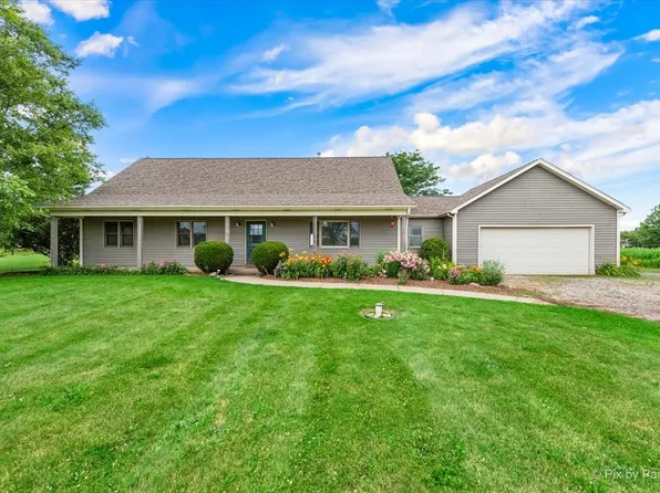 15N166 French Rd, Hampshire, IL 60140